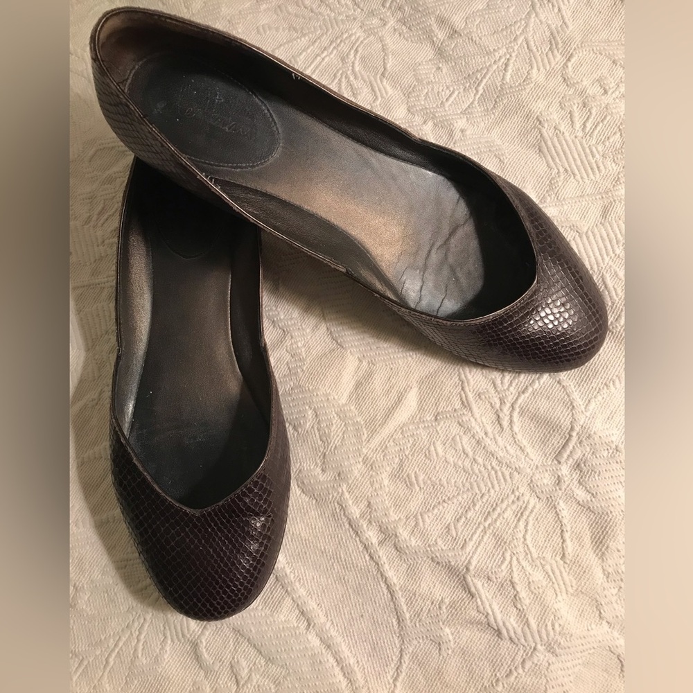 Cole Haan brown flats